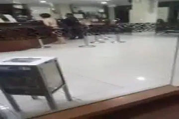 Scandal Tante Belanja Bugil Di Apotik Lokasari